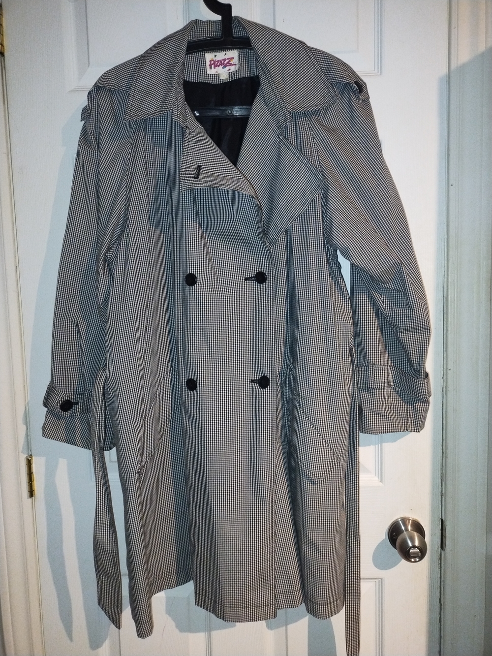 Women's Black & White Pizazz Trench Coat